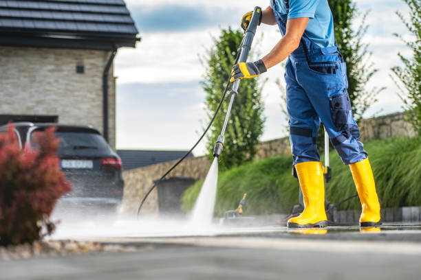 Garage Pressure Washing in De Queen, AR